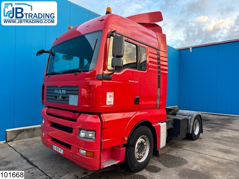 MAN TGA 18 440 EURO 4, Retarder, PTO, Hydraulic - Тягач: фото 1 MAN TGA 18 440 EURO 4, Retarder, PTO, Hydraulic - Тягач: фото 1
