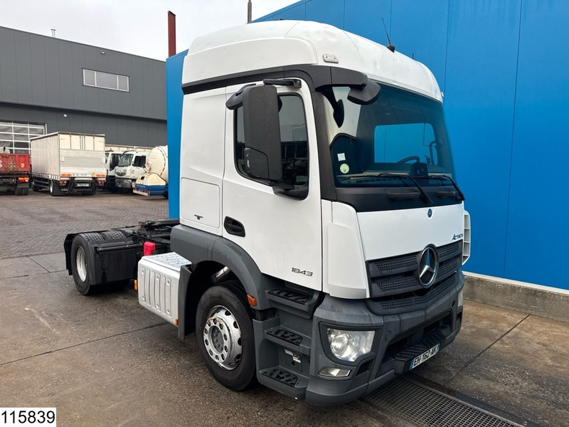Mercedes-Benz Actros 1843 EURO 6 - Тягач: фото 3 Mercedes-Benz Actros 1843 EURO 6 - Тягач: фото 3