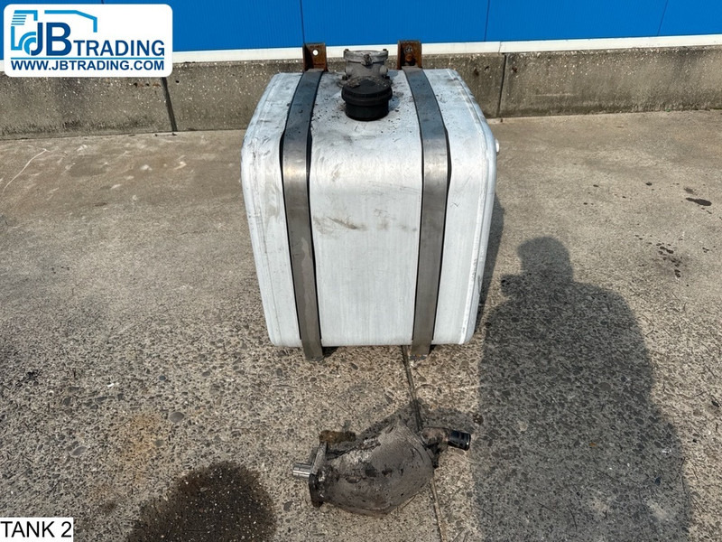 Universeel Pump and tank - Бак для гидравлической жидкости: фото 1 Universeel Pump and tank - Бак для гидравлической жидкости: фото 1