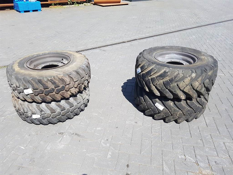 Ahlmann AS50-Solideal 12.5-18-Dunlop 12.5R18-Tire/Reifen - Шины и диски для Строительной техники: фото 1 Ahlmann AS50-Solideal 12.5-18-Dunlop 12.5R18-Tire/Reifen - Шины и диски для Строительной техники: фото 1