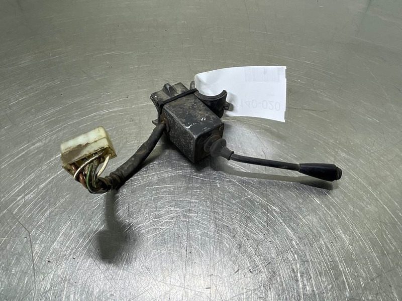 Ahlmann AZ14-4117475A-Steer col switch/Lenkstockschalter - Электрическая система для Строительной техники: фото 1 Ahlmann AZ14-4117475A-Steer col switch/Lenkstockschalter - Электрическая система для Строительной техники: фото 1