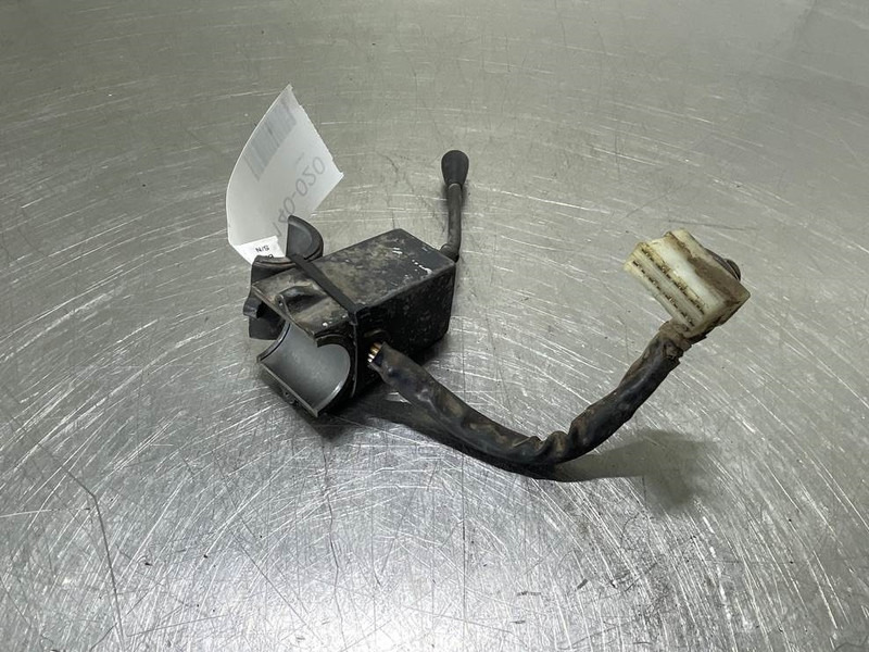 Ahlmann AZ14-4117475A-Steer col switch/Lenkstockschalter - Электрическая система для Строительной техники: фото 2 Ahlmann AZ14-4117475A-Steer col switch/Lenkstockschalter - Электрическая система для Строительной техники: фото 2