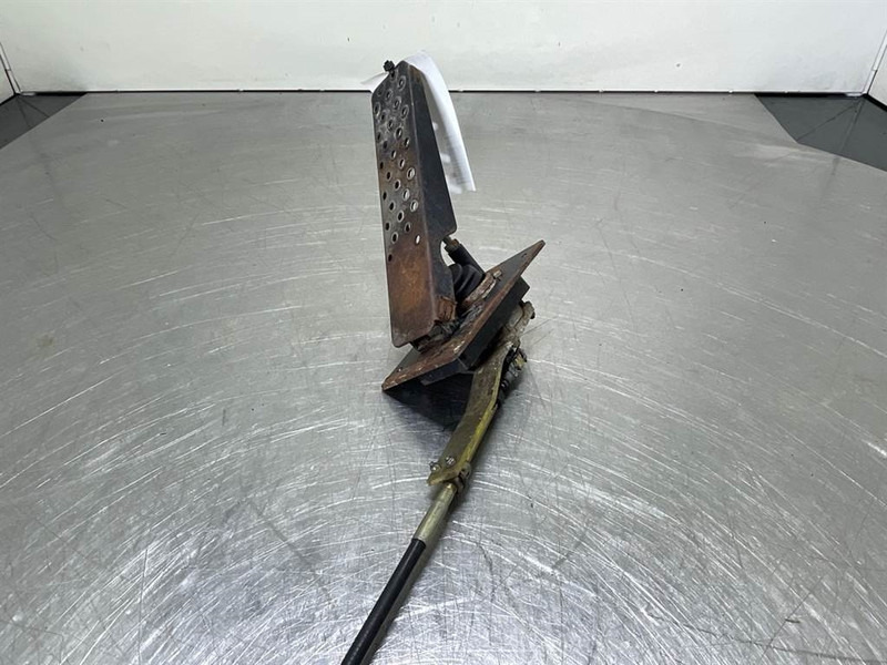 Ahlmann AZ14-4184957A-Gas pedal/Fusspedal - Кабина и интерьер для Строительной техники: фото 3 Ahlmann AZ14-4184957A-Gas pedal/Fusspedal - Кабина и интерьер для Строительной техники: фото 3