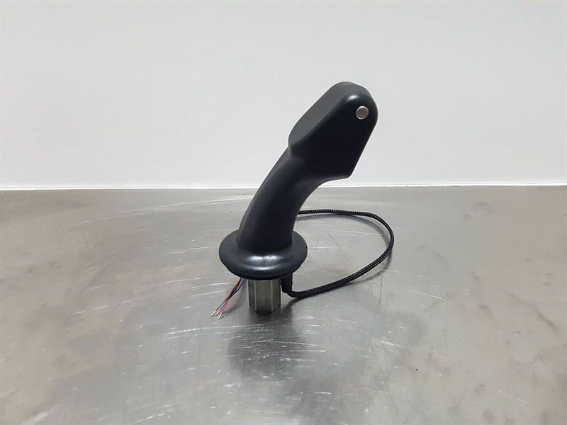 Ahlmann AZ150-23108739-Joystick/Steuergriff - Электрическая система для Строительной техники: фото 4 Ahlmann AZ150-23108739-Joystick/Steuergriff - Электрическая система для Строительной техники: фото 4