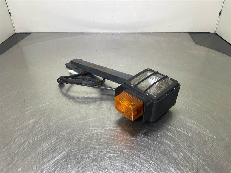 Ahlmann AZ6-4145335O/4193448A-Light/Leuchte/Verlichting - Электрическая система для Строительной техники: фото 4 Ahlmann AZ6-4145335O/4193448A-Light/Leuchte/Verlichting - Электрическая система для Строительной техники: фото 4