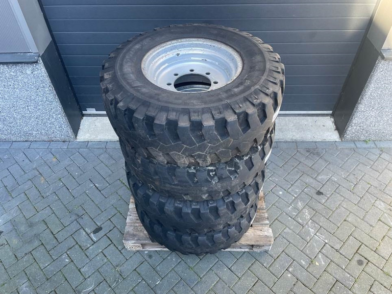 Atlas AR65-Michelin 335/80R20 (12.5R20)-Tire/Reifen/Band - Шины и диски для Строительной техники: фото 4 Atlas AR65-Michelin 335/80R20 (12.5R20)-Tire/Reifen/Band - Шины и диски для Строительной техники: фото 4