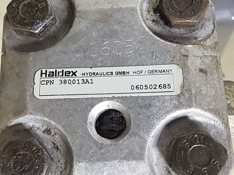 Case 621D-2200943-Haldex-Compact-/steering unit - Гидравлика для Строительной техники: фото 4 Case 621D-2200943-Haldex-Compact-/steering unit - Гидравлика для Строительной техники: фото 4