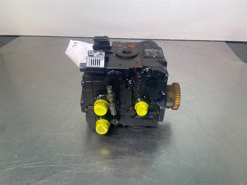 Genie Z34-22-Sauer Danfoss 42R28DG-Drive motor/Fahrmotor - Гидравлика для Строительной техники: фото 1 Genie Z34-22-Sauer Danfoss 42R28DG-Drive motor/Fahrmotor - Гидравлика для Строительной техники: фото 1