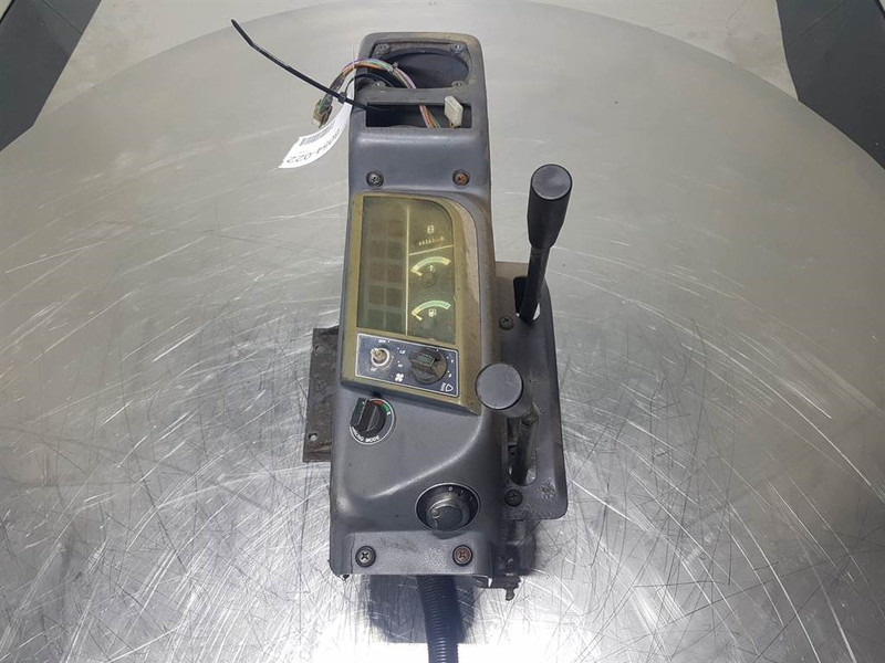 Komatsu PW 75/95 (FAI) - Dashboard/Console/Konsole - Кабина и интерьер для Строительной техники: фото 3 Komatsu PW 75/95 (FAI) - Dashboard/Console/Konsole - Кабина и интерьер для Строительной техники: фото 3