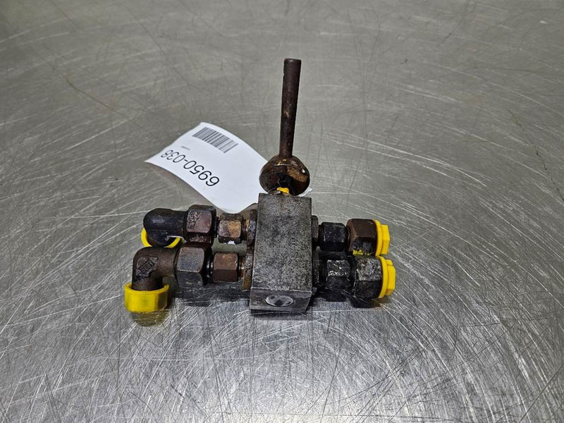 Kramer 512SL-Pister BKH-10L-Ball valve/Kugelhahn - Гидравлика для Строительной техники: фото 1 Kramer 512SL-Pister BKH-10L-Ball valve/Kugelhahn - Гидравлика для Строительной техники: фото 1