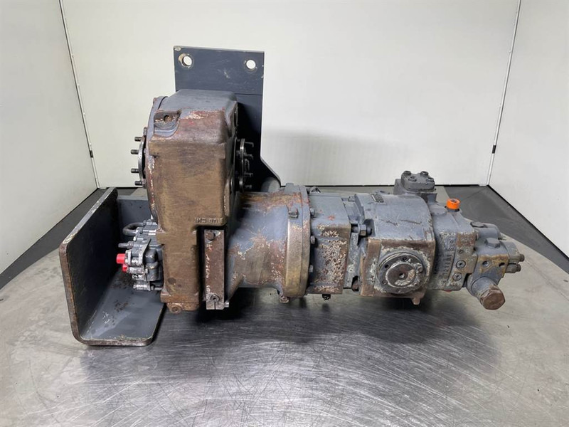 Liebherr A924B-5010430-Transmission with pump - Коробка передач для Строительной техники: фото 1 Liebherr A924B-5010430-Transmission with pump - Коробка передач для Строительной техники: фото 1