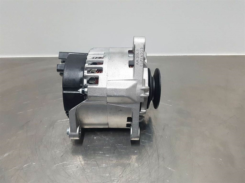 Manitou 12V 80A - Alternator/Lichtmaschine/Dynamo - Двигатель для Строительной техники: фото 2 Manitou 12V 80A - Alternator/Lichtmaschine/Dynamo - Двигатель для Строительной техники: фото 2