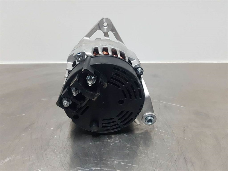 Manitou 12V 80A - Alternator/Lichtmaschine/Dynamo - Двигатель для Строительной техники: фото 5 Manitou 12V 80A - Alternator/Lichtmaschine/Dynamo - Двигатель для Строительной техники: фото 5