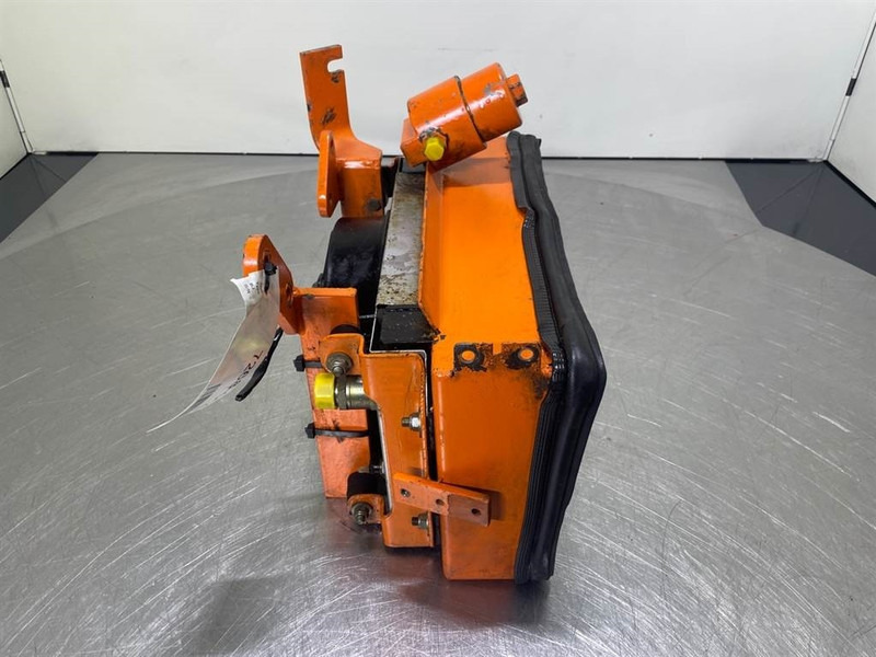 Schaeff - Cooler/Kühler/Koeler - Двигатель для Строительной техники: фото 2 Schaeff - Cooler/Kühler/Koeler - Двигатель для Строительной техники: фото 2