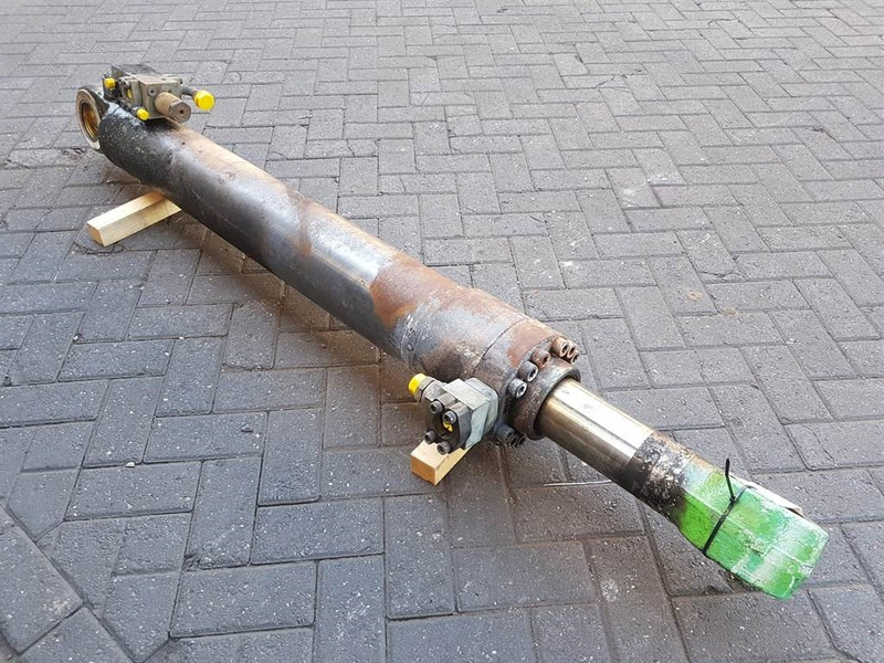 Sennebogen 818 - Lifting cylinder/Hubzylinder/Hefcilinder - Гидравлика: фото 1 Sennebogen 818 - Lifting cylinder/Hubzylinder/Hefcilinder - Гидравлика: фото 1