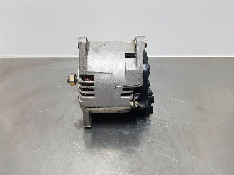 Terex Schaeff SKL873-28V 75A-Alternator/Lichtmaschine/Dynamo - Двигатель для Строительной техники: фото 3 Terex Schaeff SKL873-28V 75A-Alternator/Lichtmaschine/Dynamo - Двигатель для Строительной техники: фото 3