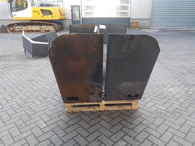 Terex TL260-0457006030-Mud guard/Kotfluegel/Spatbord - Крыло для Строительной техники: фото 4 Terex TL260-0457006030-Mud guard/Kotfluegel/Spatbord - Крыло для Строительной техники: фото 4