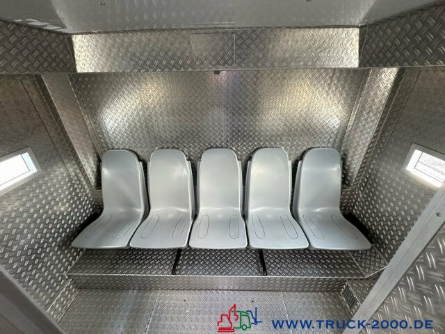 Setra Gefangentransporter 15 Zellen-29 Gefangenenbus - Автобус: фото 4 Setra Gefangentransporter 15 Zellen-29 Gefangenenbus - Автобус: фото 4