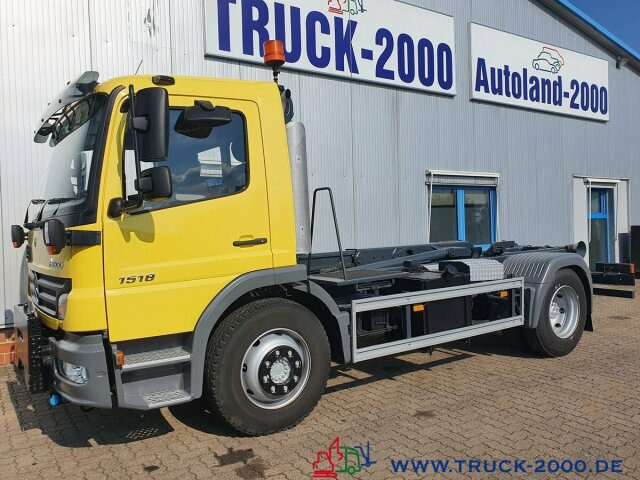 Mercedes-Benz 1518 Winterdienst - Streuer - Kehrmaschine 1.Hd - Подметально-уборочная машина: фото 5 Mercedes-Benz 1518 Winterdienst - Streuer - Kehrmaschine 1.Hd - Подметально-уборочная машина: фото 5