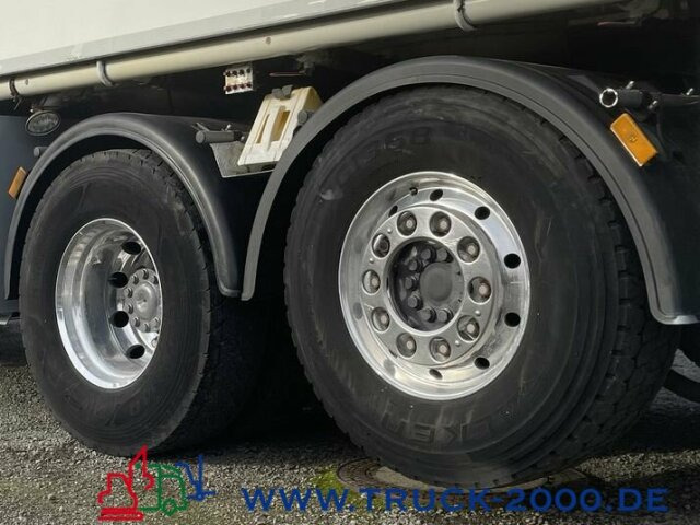 Mercedes-Benz Actros 2544 Silo Holz Pellets 28m³ inkl. Waage - Ассенизатор: фото 3 Mercedes-Benz Actros 2544 Silo Holz Pellets 28m³ inkl. Waage - Ассенизатор: фото 3