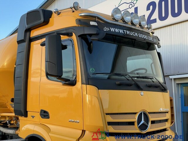 Mercedes-Benz Actros 2545 Silo 31m³ Getreide Staub Rieselgüter - Грузовик-цистерна: фото 2 Mercedes-Benz Actros 2545 Silo 31m³ Getreide Staub Rieselgüter - Грузовик-цистерна: фото 2
