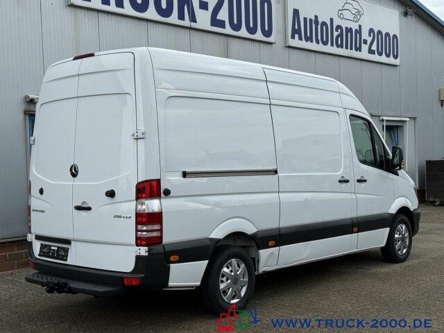 Mercedes-Benz Sprinter 216 CDI Kasten Hoch Klima AHK 2.000 Kg - Легковой фургон: фото 5 Mercedes-Benz Sprinter 216 CDI Kasten Hoch Klima AHK 2.000 Kg - Легковой фургон: фото 5