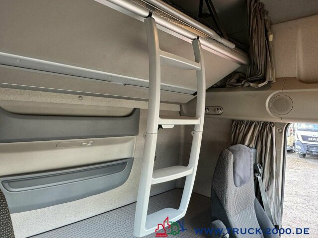 DAF XF 480 FT Super Space Cab 2 Betten + Kühlschrank - Тягач: фото 5 DAF XF 480 FT Super Space Cab 2 Betten + Kühlschrank - Тягач: фото 5