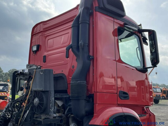 Mercedes-Benz Arocs 2051 4x4 HAD Kipphydraulik + Mischerhydraulik - Тягач: фото 4 Mercedes-Benz Arocs 2051 4x4 HAD Kipphydraulik + Mischerhydraulik - Тягач: фото 4