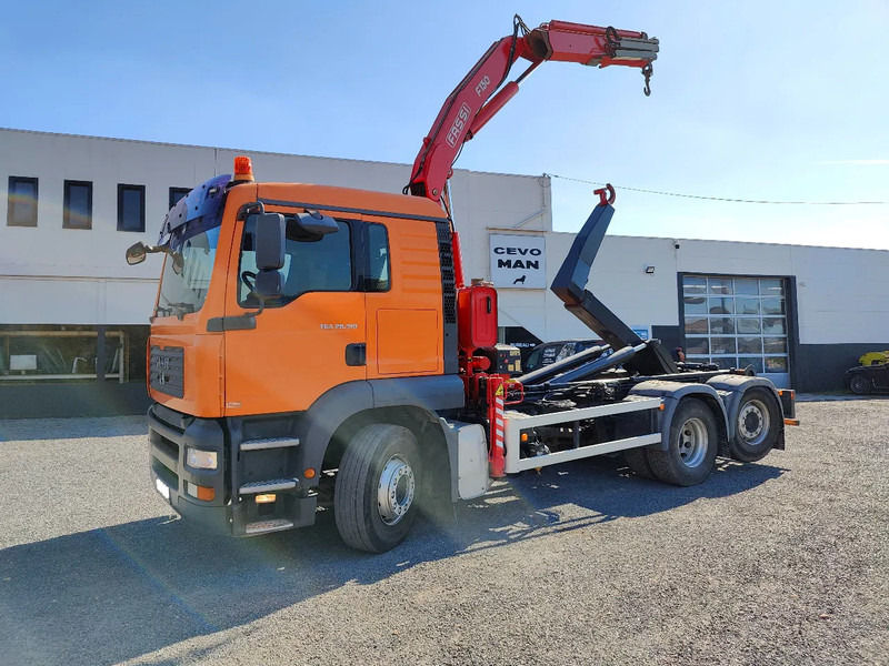 MAN TGA 28.310 Container / Fassi F130 - Крюковой мультилифт, Автоманипулятор: фото 4 MAN TGA 28.310 Container / Fassi F130 - Крюковой мультилифт, Автоманипулятор: фото 4