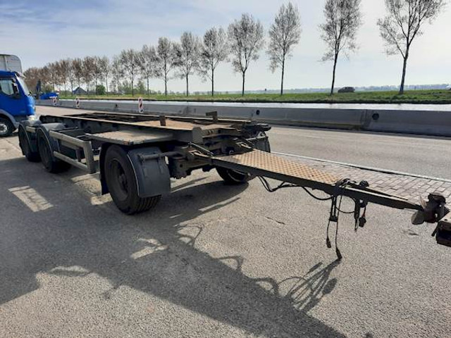 Floor FLA-3-101 - Полуприцеп-контейнеровоз/ Сменный кузов: фото 5 Floor FLA-3-101 - Полуприцеп-контейнеровоз/ Сменный кузов: фото 5