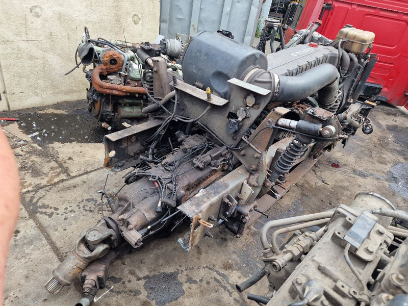 Volvo D12C380 - Двигатель: фото 3 Volvo D12C380 - Двигатель: фото 3