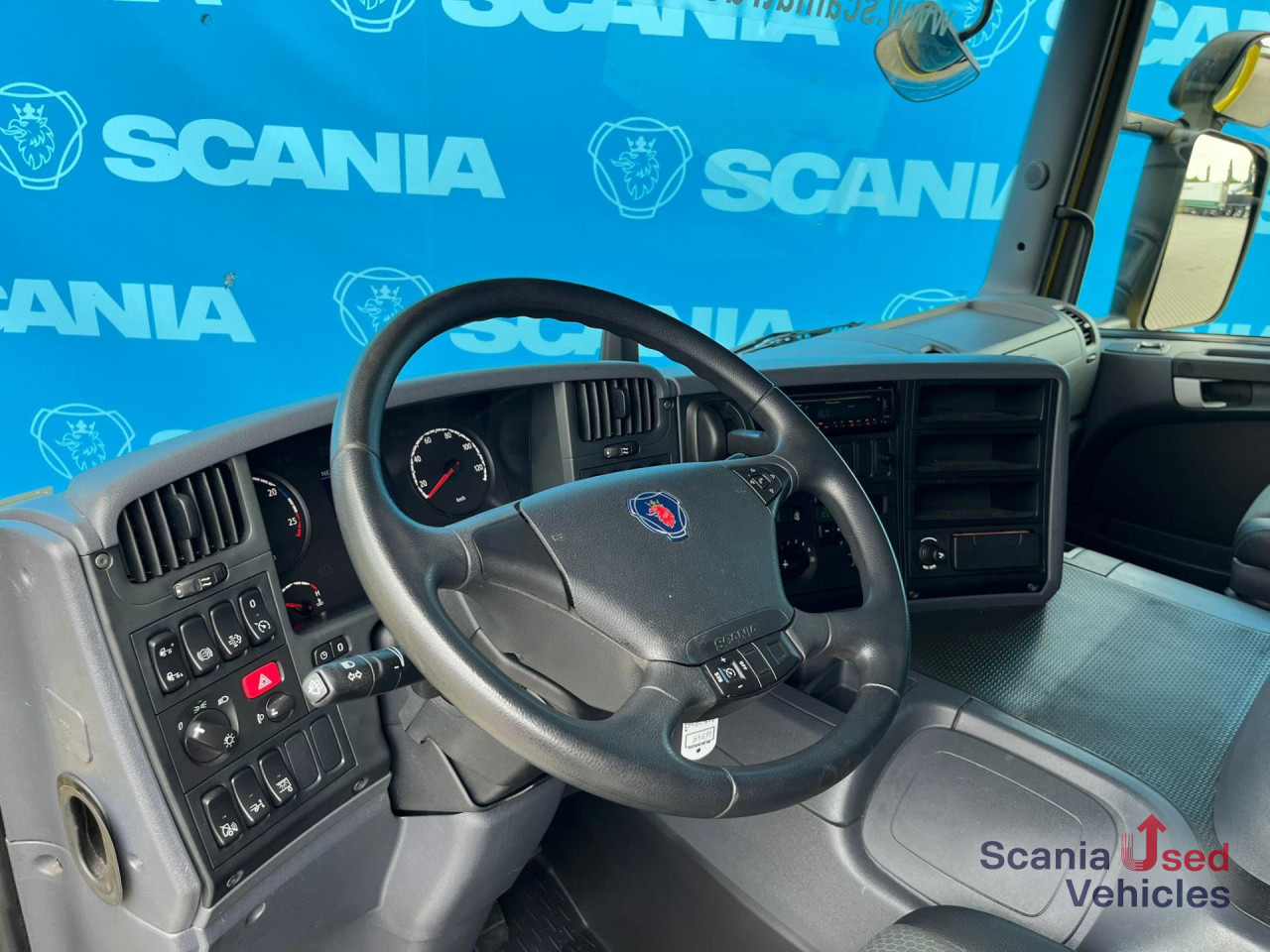 SCANIA P 250 DB4x2MNA AIRCO TAIL LIFT 1.5T 855X249X227CM - Грузовик-шасси: фото 4 SCANIA P 250 DB4x2MNA AIRCO TAIL LIFT 1.5T 855X249X227CM - Грузовик-шасси: фото 4