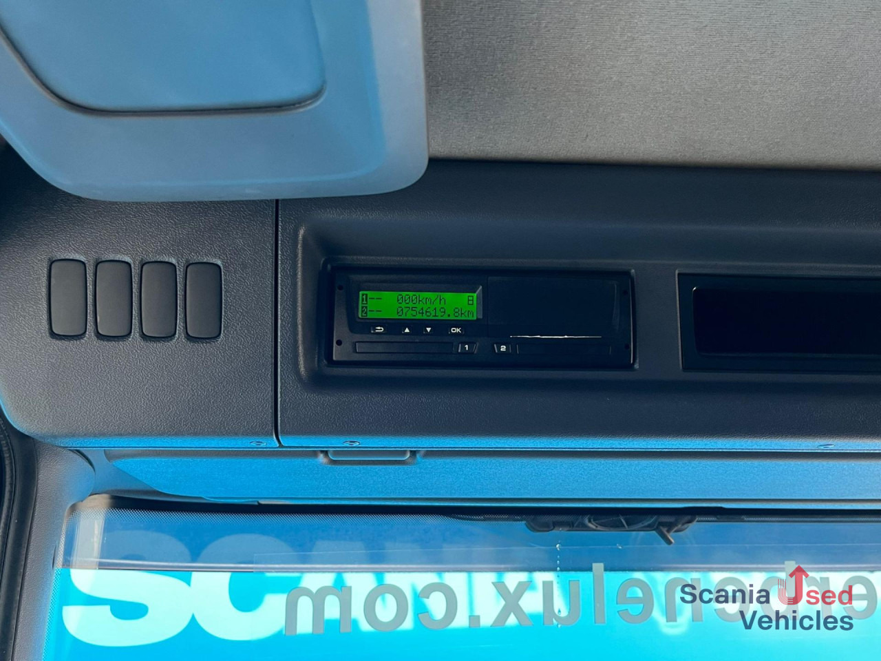 SCANIA P 280 DB4x2MNA TAILLIFT 2T BOX 750x249x230cm - Грузовик с закрытым кузовом: фото 4 SCANIA P 280 DB4x2MNA TAILLIFT 2T BOX 750x249x230cm - Грузовик с закрытым кузовом: фото 4