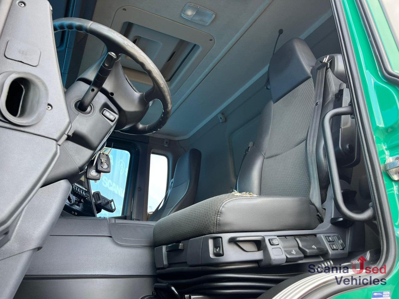 Грузовик с закрытым кузовом SCANIA P 320 DB6x2*4MNB RETARDER FULL AIR 8T TAIL LIFT 2T: фото 6
