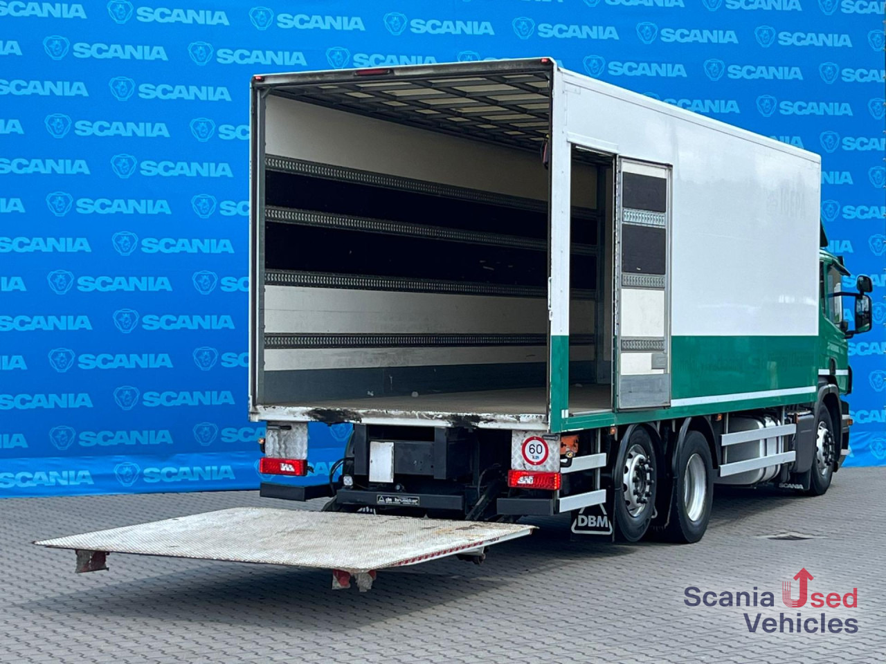 Грузовик с закрытым кузовом SCANIA P 320 DB6x2*4MNB RETARDER FULL AIR 8T TAIL LIFT 2T: фото 15
