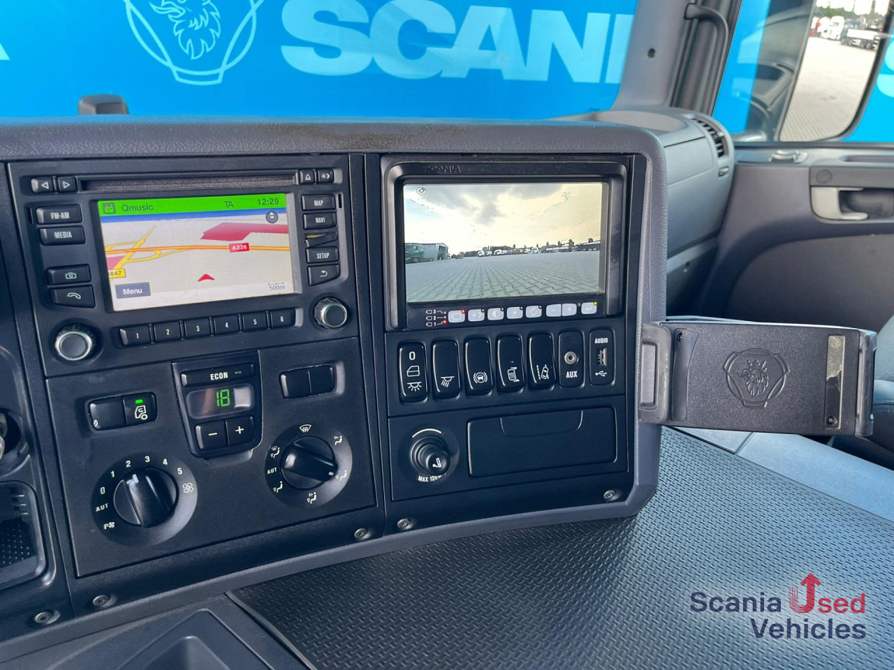 Грузовик с закрытым кузовом SCANIA P 320 DB6x2*4MNB RETARDER FULL AIR 8T TAIL LIFT 2T: фото 14