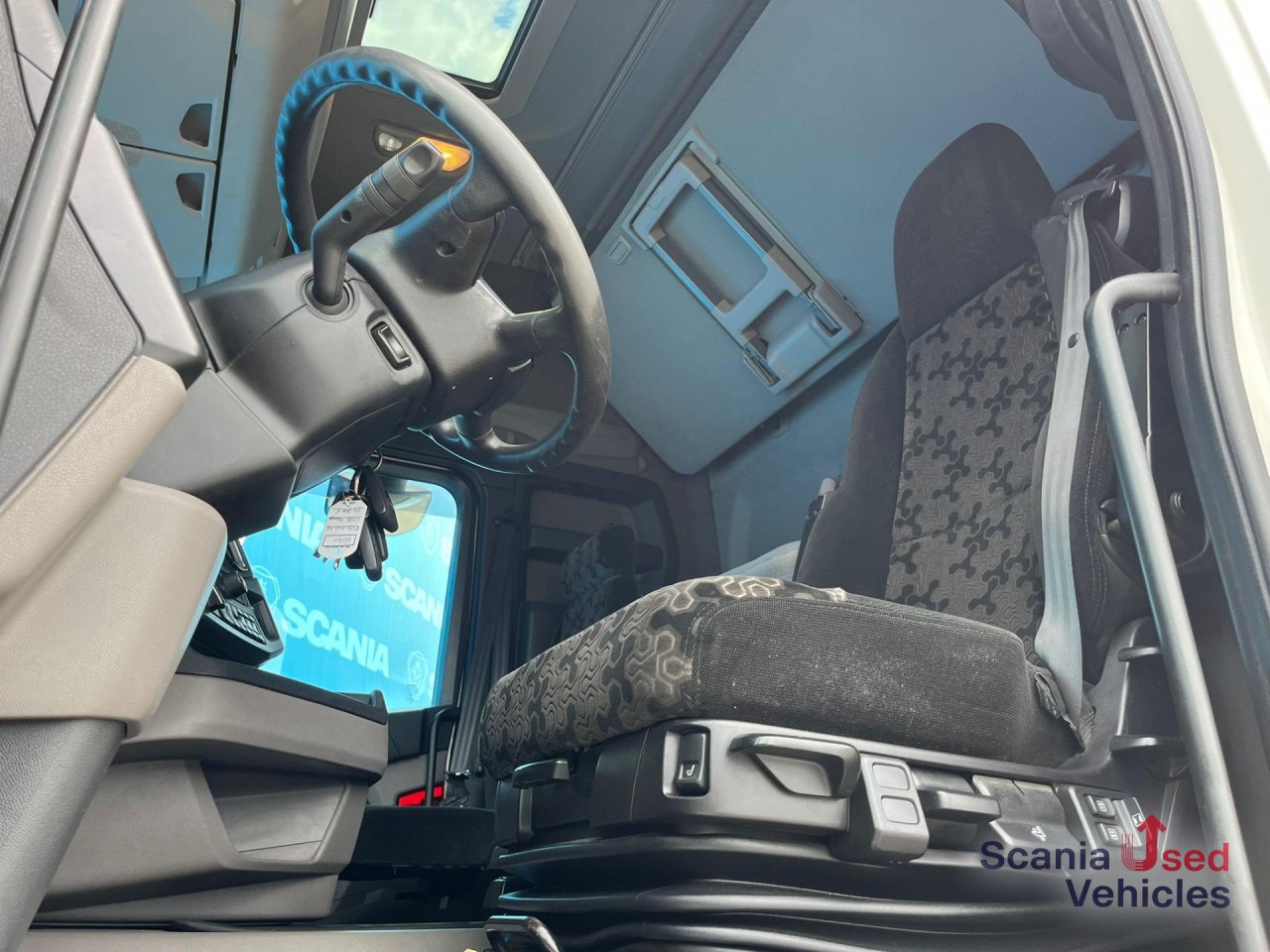 SCANIA R 450 A4x2NA RETARDER DIFF-L SMART2 ACC - Тягач: фото 3 SCANIA R 450 A4x2NA RETARDER DIFF-L SMART2 ACC - Тягач: фото 3