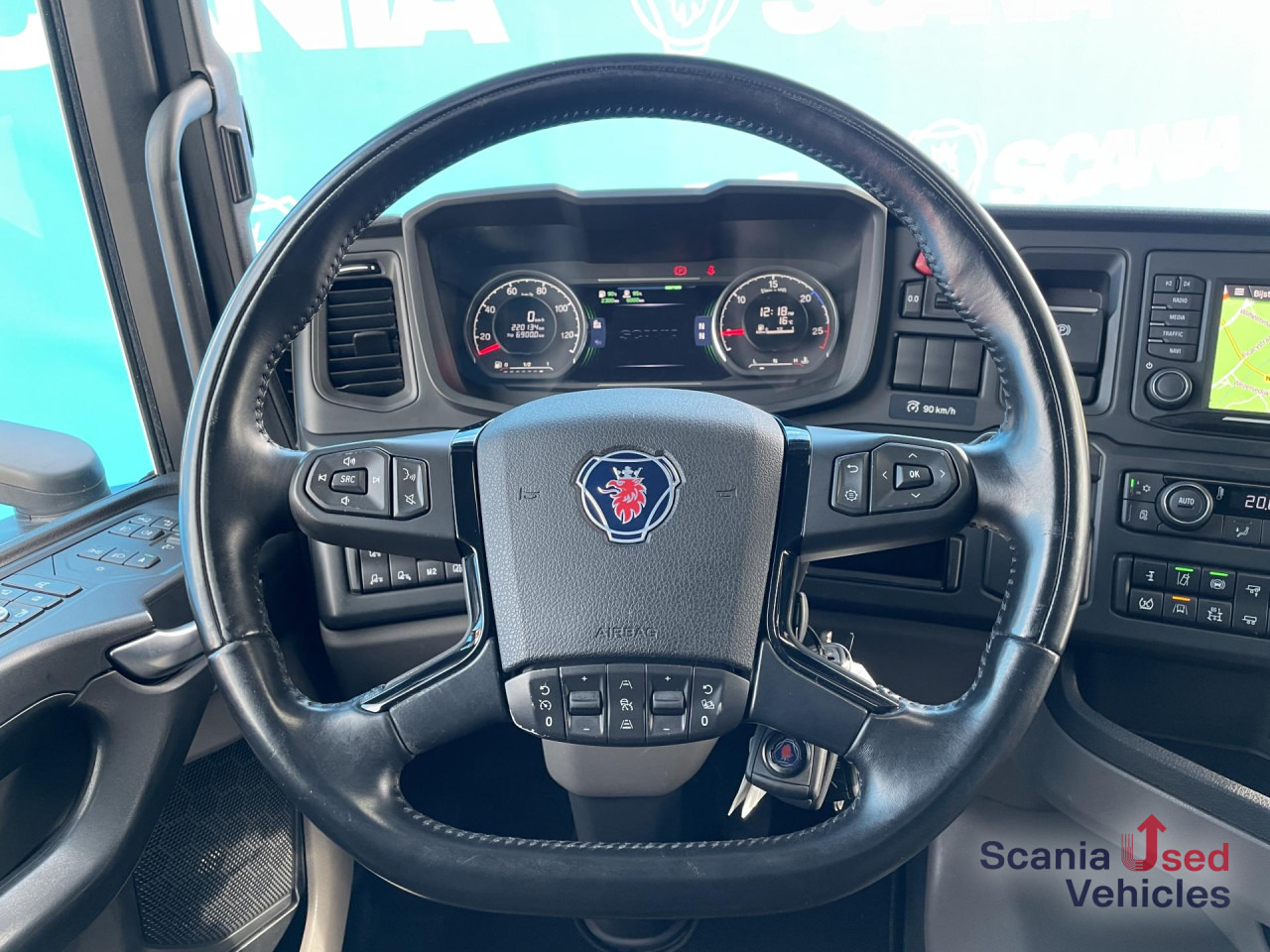 SCANIA R 450 A4x2NB DIFF-L RETARDER FULL AIR P-AIRCO ACC - Тягач: фото 2 SCANIA R 450 A4x2NB DIFF-L RETARDER FULL AIR P-AIRCO ACC - Тягач: фото 2