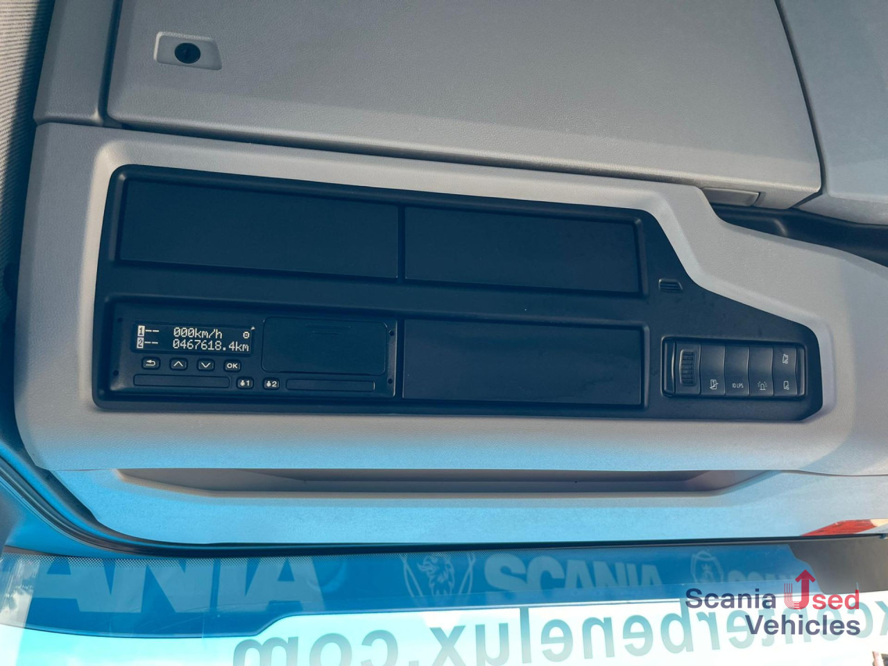 SCANIA R 500 A4x2NA RETARDER LED NAVI PTO - Тягач: фото 5 SCANIA R 500 A4x2NA RETARDER LED NAVI PTO - Тягач: фото 5