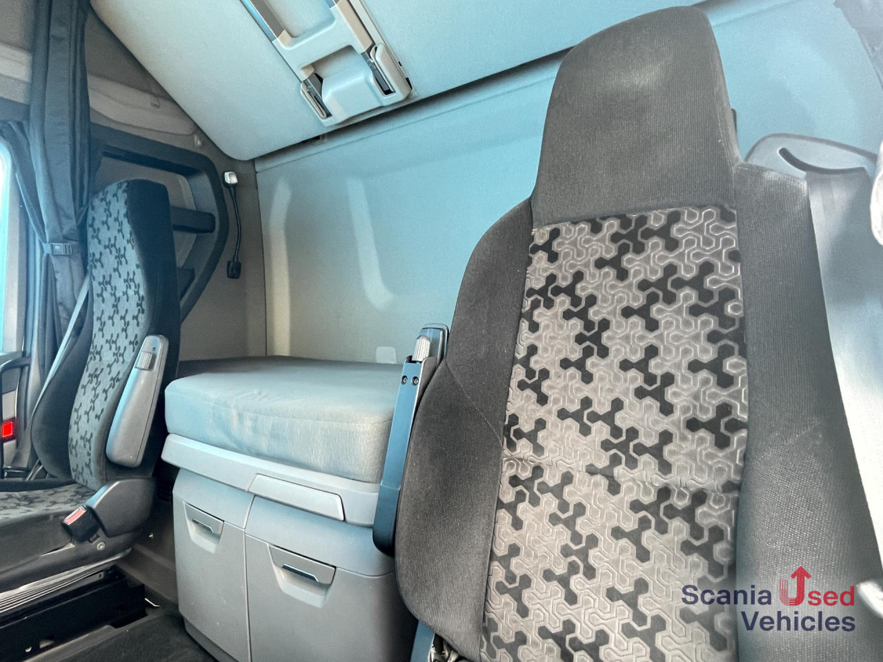 SCANIA S 450 A4X2NA RETARDER DIFF-L PARK AIRCO ACC - Тягач: фото 4 SCANIA S 450 A4X2NA RETARDER DIFF-L PARK AIRCO ACC - Тягач: фото 4