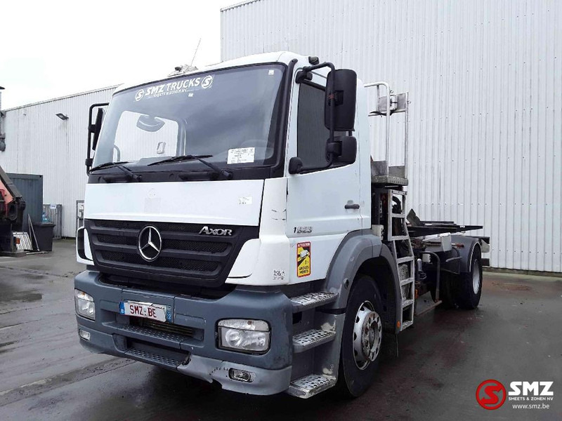 Mercedes-Benz Axor 1823 Palfinger pk4501 - Грузовик бортовой/ Платформа, Автоманипулятор: фото 3 Mercedes-Benz Axor 1823 Palfinger pk4501 - Грузовик бортовой/ Платформа, Автоманипулятор: фото 3