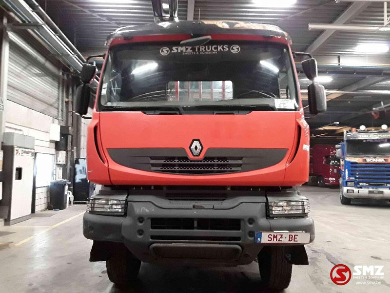 Renault Kerax 430 - Грузовик бортовой/ Платформа: фото 2 Renault Kerax 430 - Грузовик бортовой/ Платформа: фото 2