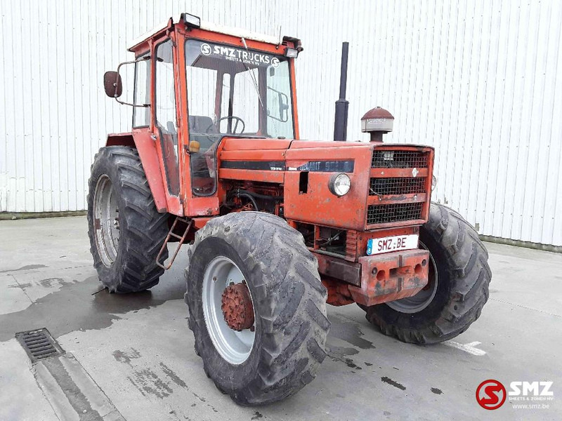 Renault Machine - Трактор: фото 1 Renault Machine - Трактор: фото 1