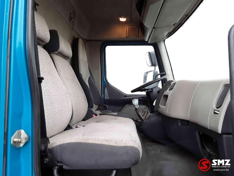 Фото интерьера 1: Грузовик с закрытым кузовом Renault Midlum 220 euro4