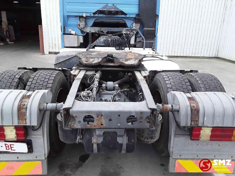 Тягач Mercedes-Benz Actros 1843 manual: фото 12