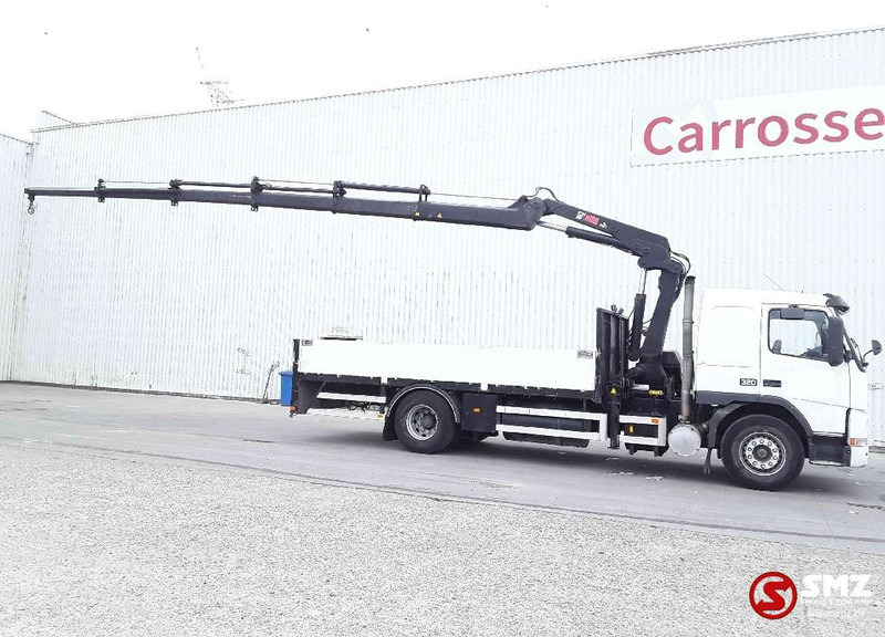 Volvo FM 10 hiab 115/5 - Грузовик бортовой/ Платформа, Автоманипулятор: фото 4 Volvo FM 10 hiab 115/5 - Грузовик бортовой/ Платформа, Автоманипулятор: фото 4