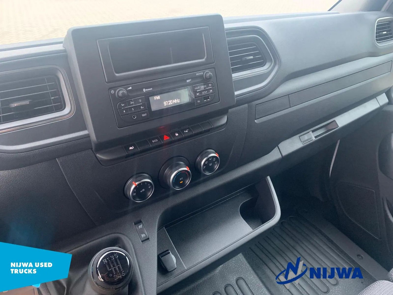 Новый Цельнометаллический фургон Renault Master 180 L3H2 Parkeersensoren + Airco Kasten: фото 8