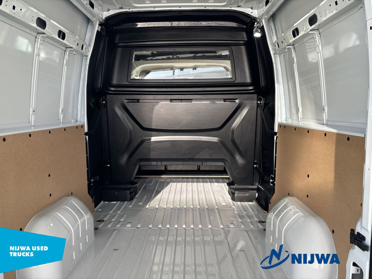 Цельнометаллический фургон, Грузопассажирский фургон Renault Master T35 150 L2H2 Dubbele Cabine Kasten: фото 14