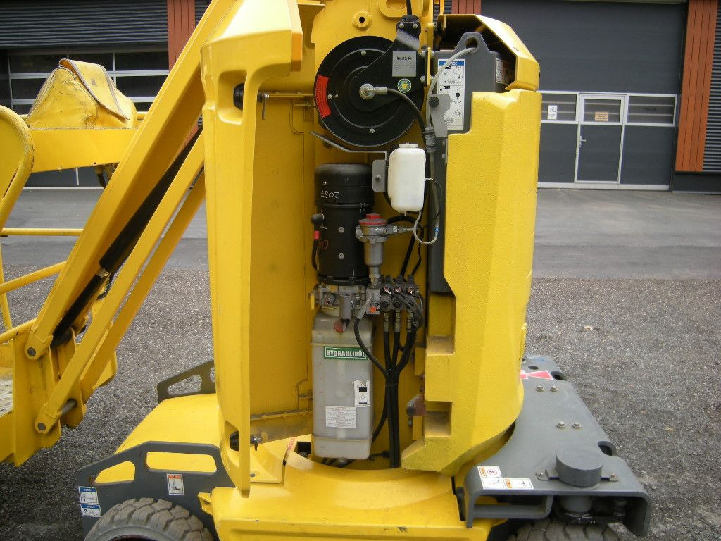 Грузовик с подъемником Haulotte Arbeitsbühne Haulotte Star 10, AH 10 m: фото 15 Грузовик с подъемником Haulotte Arbeitsbühne Haulotte Star 10, AH 10 m: фото 15