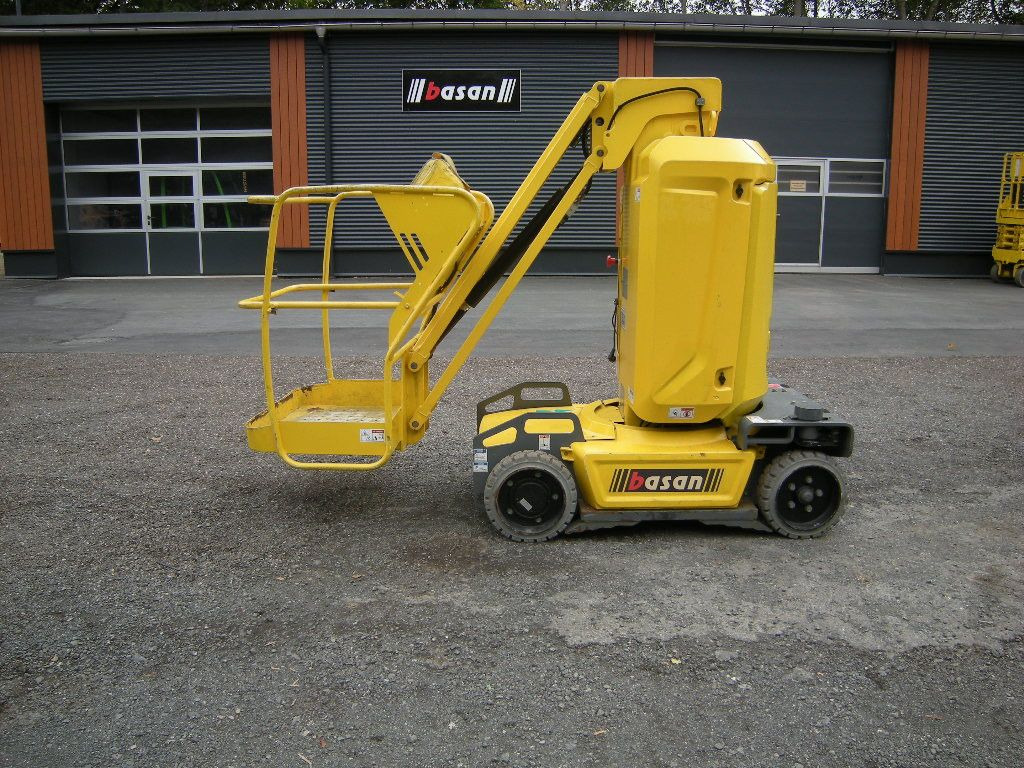 Грузовик с подъемником Haulotte Arbeitsbühne Haulotte Star 10, AH 10 m: фото 17 Грузовик с подъемником Haulotte Arbeitsbühne Haulotte Star 10, AH 10 m: фото 17